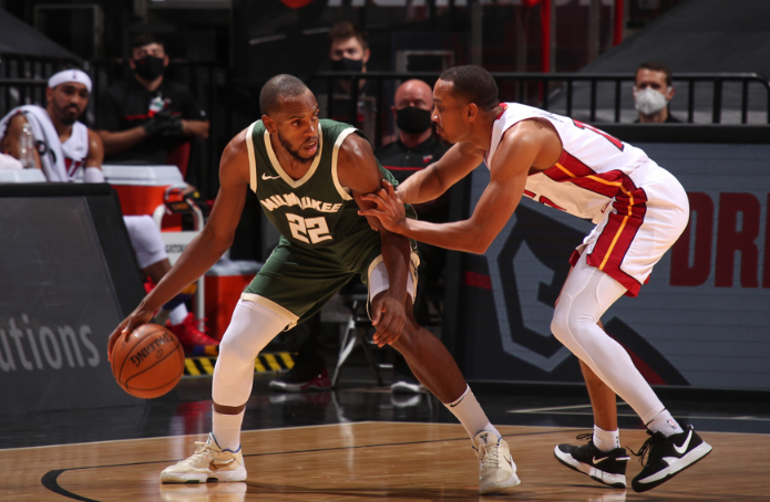 NBA,爱德华兹45分准绝杀尼克斯,森林狼加时逆转登顶东部